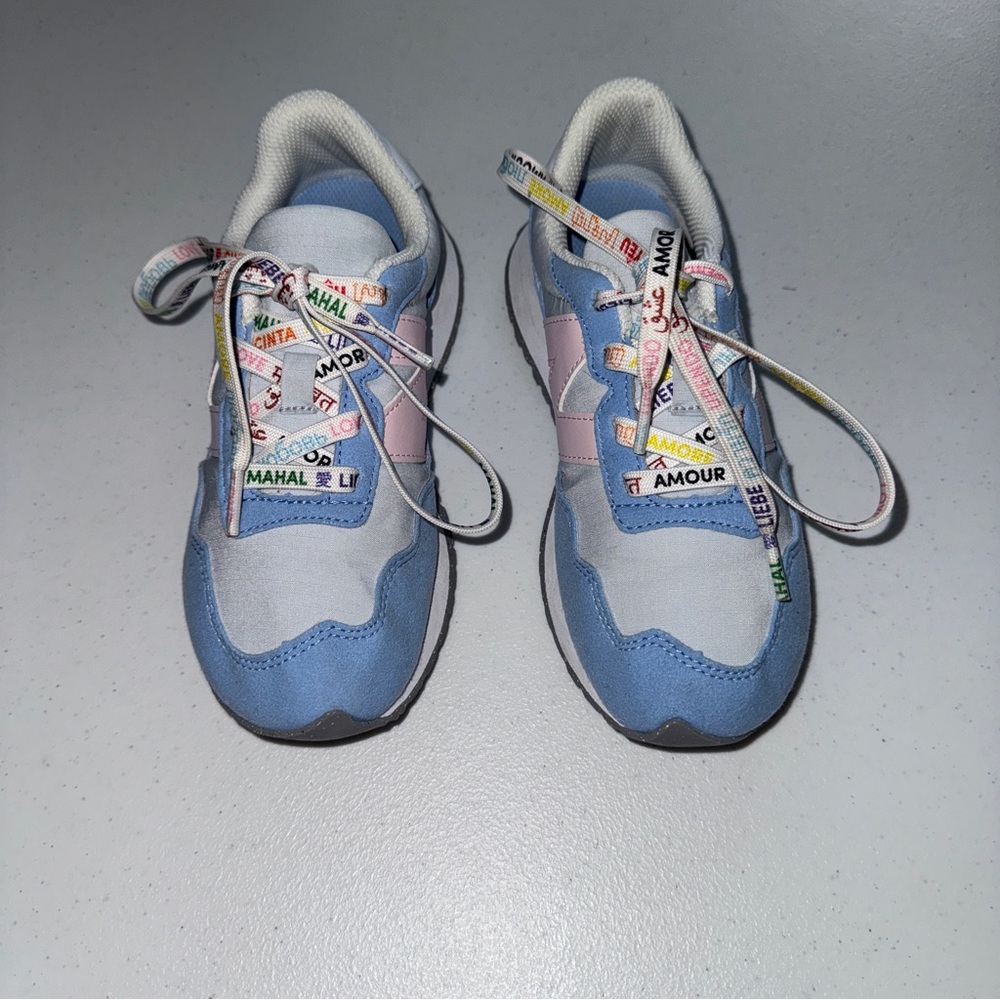 New Balance Kids Sneakers in Blue and Pink